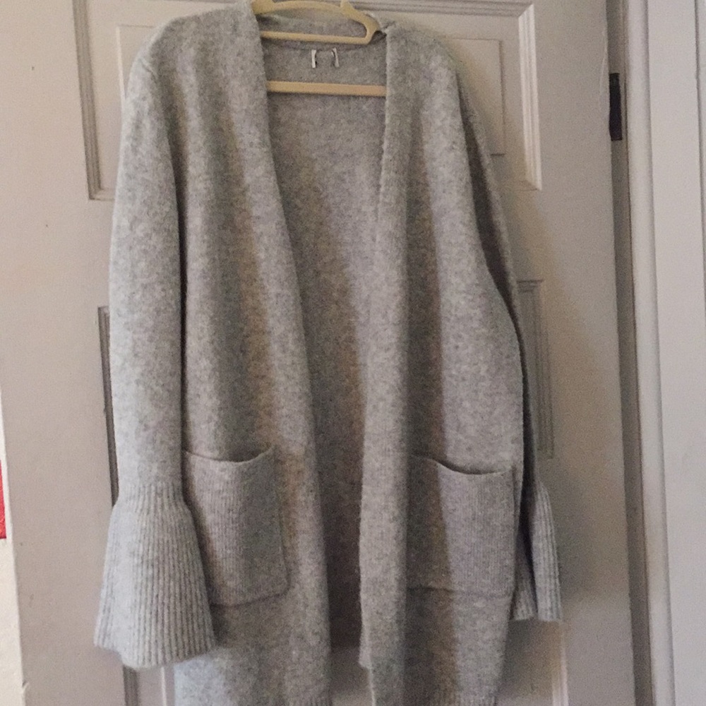 Cardigan/ sweater jacket with bell sleeves
